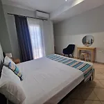 Chatzis Apartments *